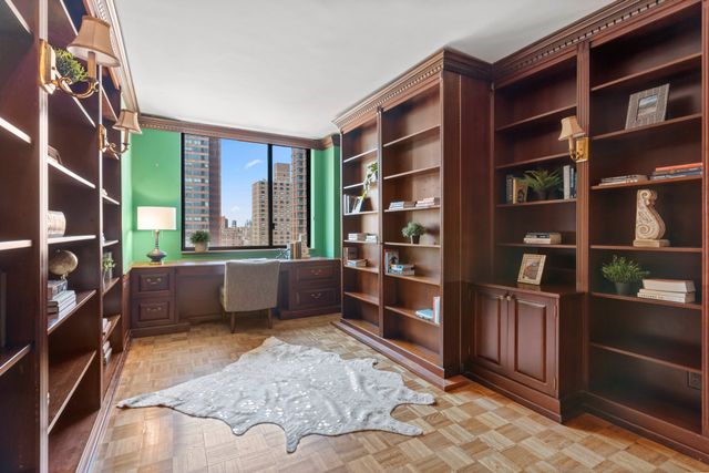 245 E 93rd St Apt 22G, New York City, NY 10128