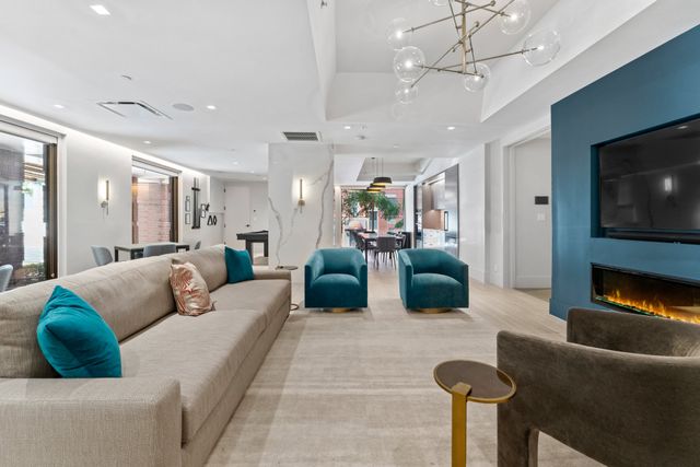 245 E 93rd St Apt 22G, New York City, NY 10128