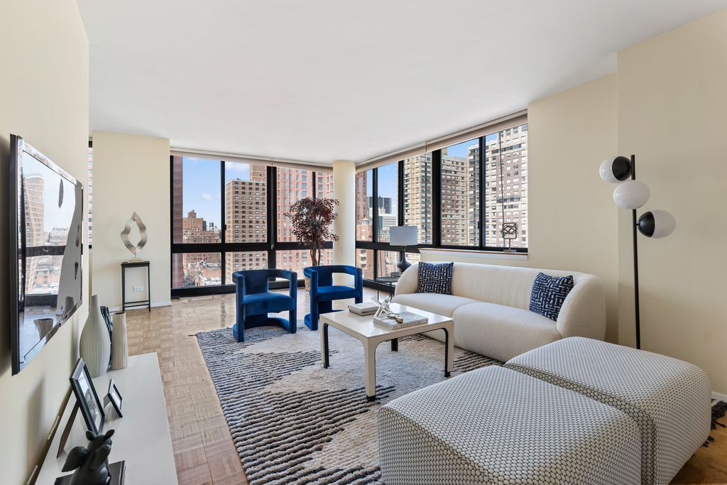 245 E 93rd St Apt 22G, New York City, NY 10128