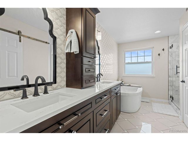 7498 S Biloxi Ct, Aurora, CO 80016