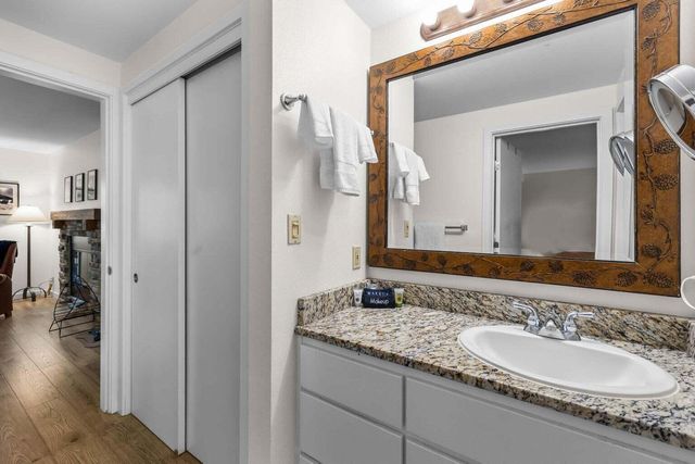 18575 Century Drive 410, Bend, OR 97702
