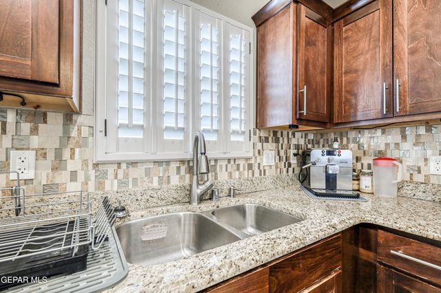 6068 RIVET Place, El Paso, TX 79932