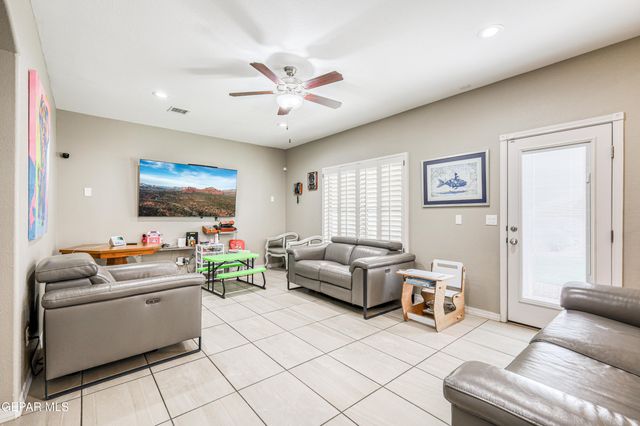 6068 RIVET Place, El Paso, TX 79932