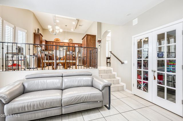 6068 RIVET Place, El Paso, TX 79932