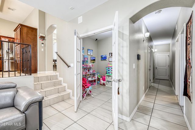 6068 RIVET Place, El Paso, TX 79932