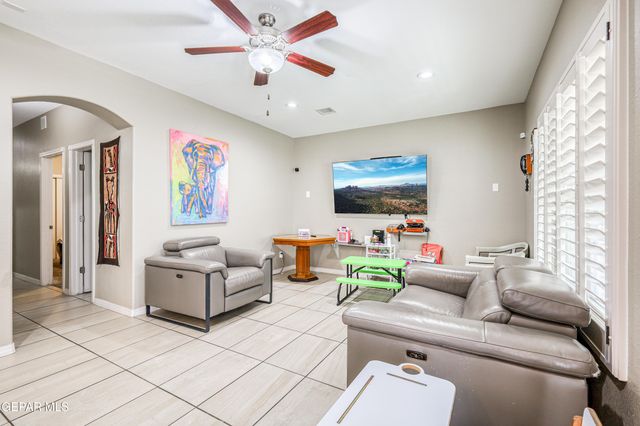 6068 RIVET Place, El Paso, TX 79932