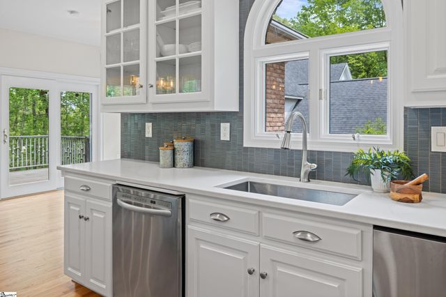 209 Amethyst Way, Seneca, SC 29672