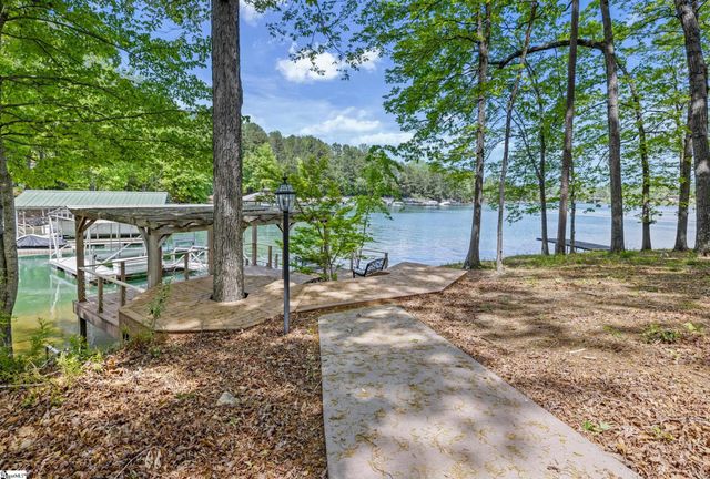 209 Amethyst Way, Seneca, SC 29672