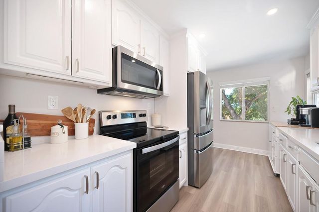 737 Cresta Ct, El Dorado Hills, CA 95762