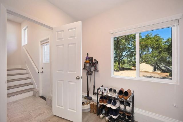 737 Cresta Ct, El Dorado Hills, CA 95762