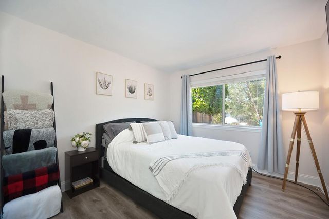 737 Cresta Ct, El Dorado Hills, CA 95762