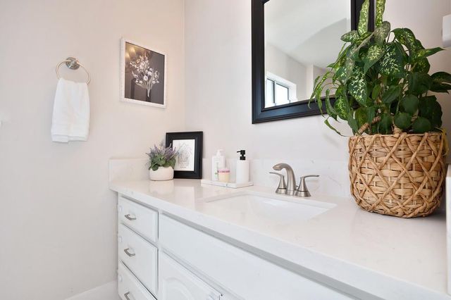 737 Cresta Ct, El Dorado Hills, CA 95762