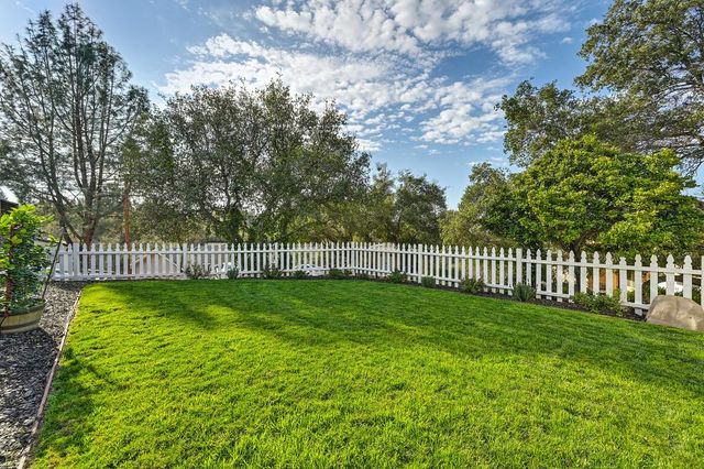 737 Cresta Ct, El Dorado Hills, CA 95762