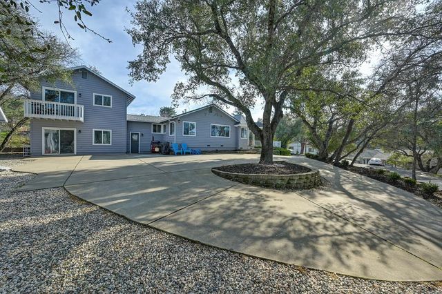 737 Cresta Ct, El Dorado Hills, CA 95762