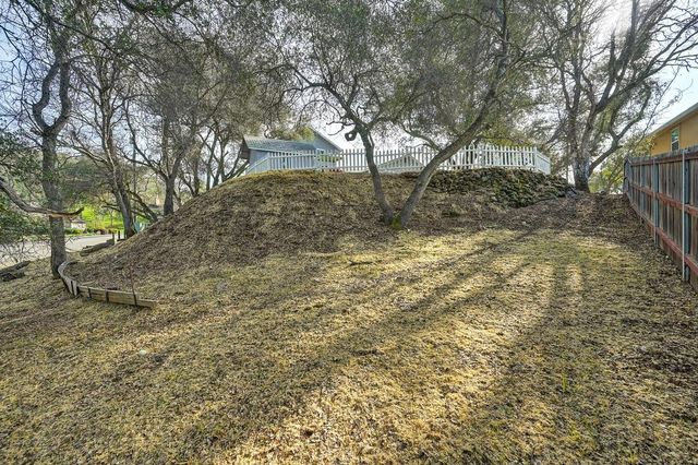 737 Cresta Ct, El Dorado Hills, CA 95762