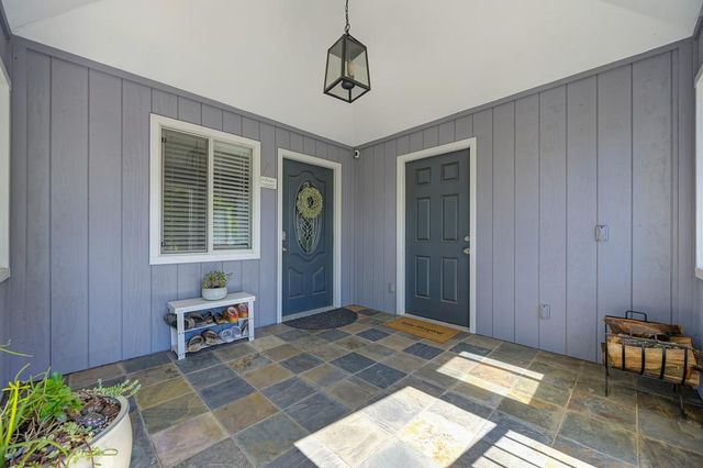 737 Cresta Ct, El Dorado Hills, CA 95762