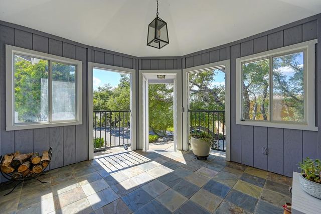 737 Cresta Ct, El Dorado Hills, CA 95762