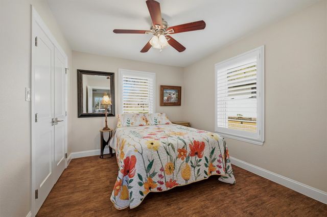 519 Kiowa Drive W, Lake Kiowa, TX 76240