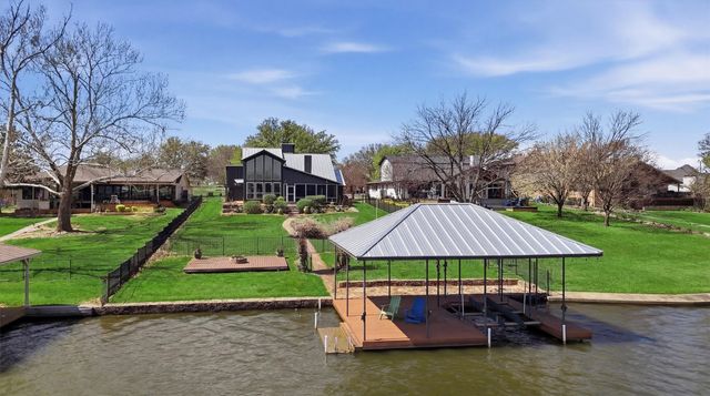 519 Kiowa Drive W, Lake Kiowa, TX 76240