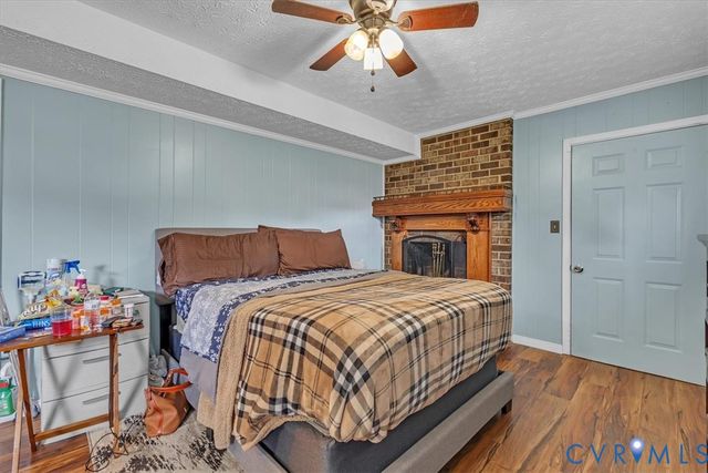 406 Windmere Dr, Colonial Heights, VA 23834