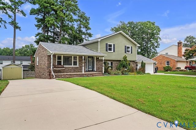 406 Windmere Dr, Colonial Heights, VA 23834