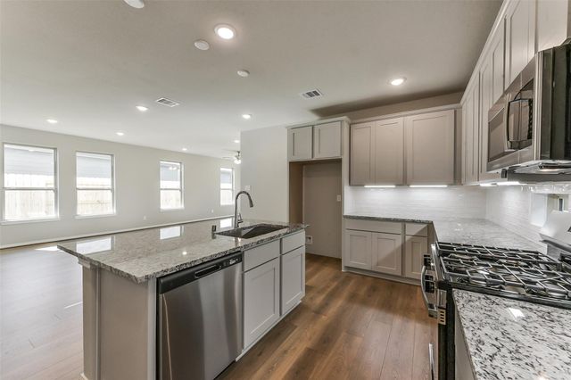 3011 Wicker Lane, Pinehurst, TX 77362