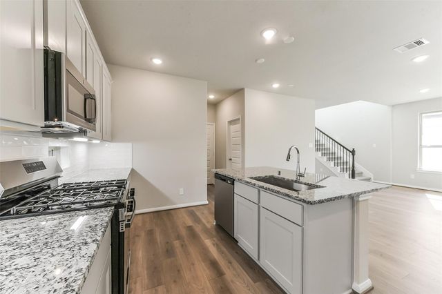 3011 Wicker Lane, Pinehurst, TX 77362