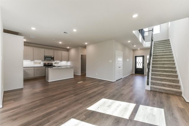 3011 Wicker Lane, Pinehurst, TX 77362