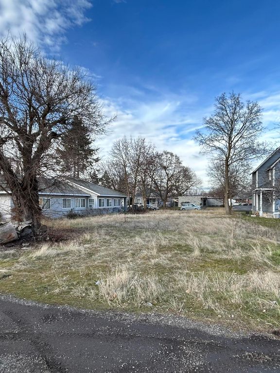 1924 E Sharp Ave, Spokane, WA 99202 photo 7