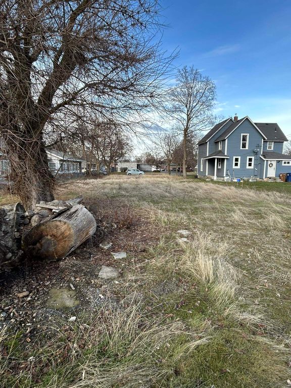 1924 E Sharp Ave, Spokane, WA 99202 photo 10