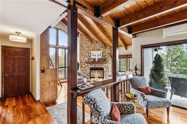 892 Nadelhorn Drive, Lake Arrowhead, CA 92352