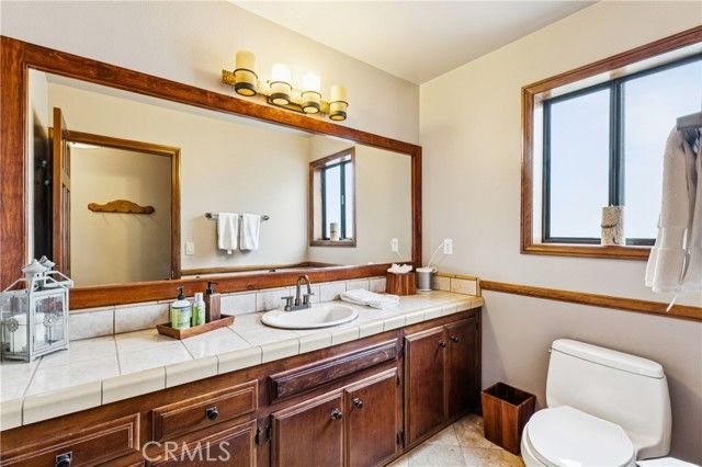 892 Nadelhorn Drive, Lake Arrowhead, CA 92352