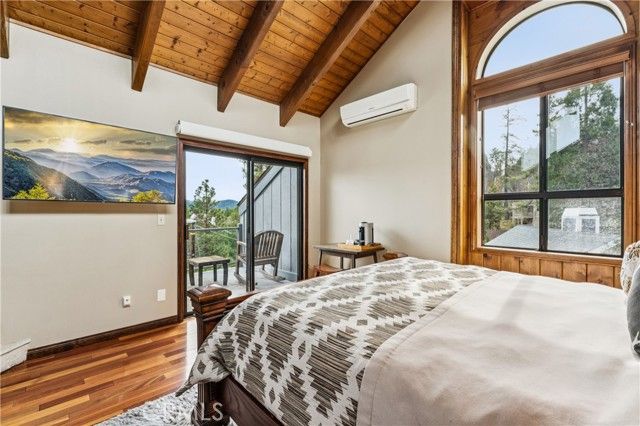 892 Nadelhorn Drive, Lake Arrowhead, CA 92352