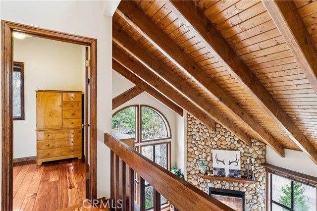 892 Nadelhorn Drive, Lake Arrowhead, CA 92352