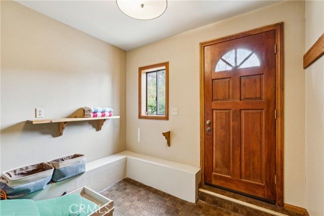 892 Nadelhorn Drive, Lake Arrowhead, CA 92352