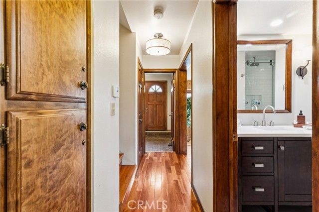 892 Nadelhorn Drive, Lake Arrowhead, CA 92352