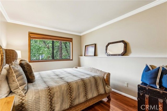 892 Nadelhorn Drive, Lake Arrowhead, CA 92352