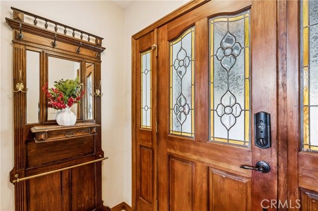 892 Nadelhorn Drive, Lake Arrowhead, CA 92352