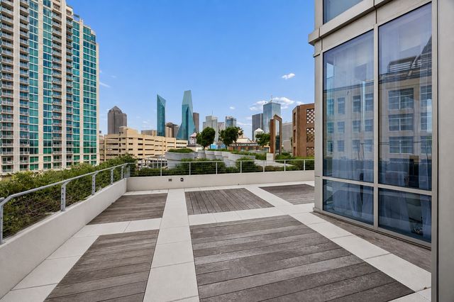 2200 Victory Avenue 502, Dallas, TX 75219