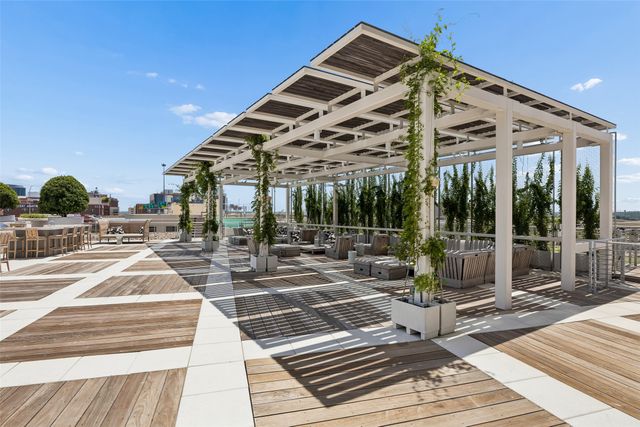 2200 Victory Avenue 502, Dallas, TX 75219