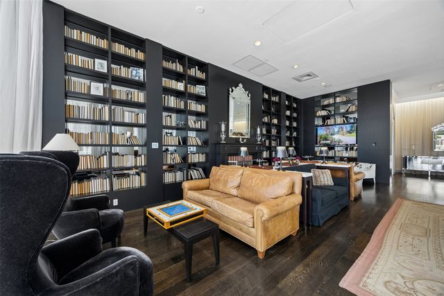 2200 Victory Avenue 502, Dallas, TX 75219