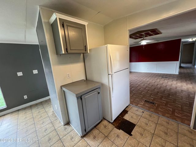 387 PARKRIDGE Avenue, Orange Park, FL 32065