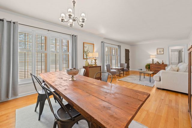 371 N MENDENHALL RD, Memphis, TN 38117