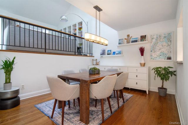 110 Valleyview Road, Irvington, NY 10533