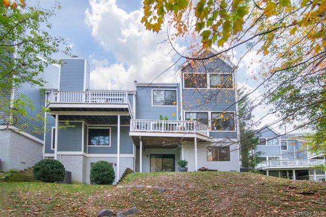 110 Valleyview Road, Irvington, NY 10533