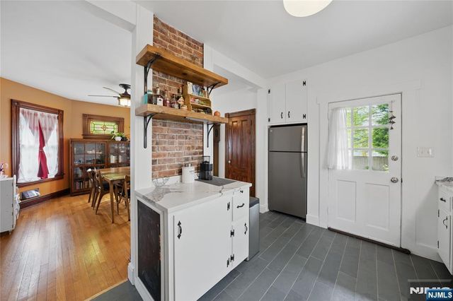 51 Maple Street, Rutherford, NJ 07070