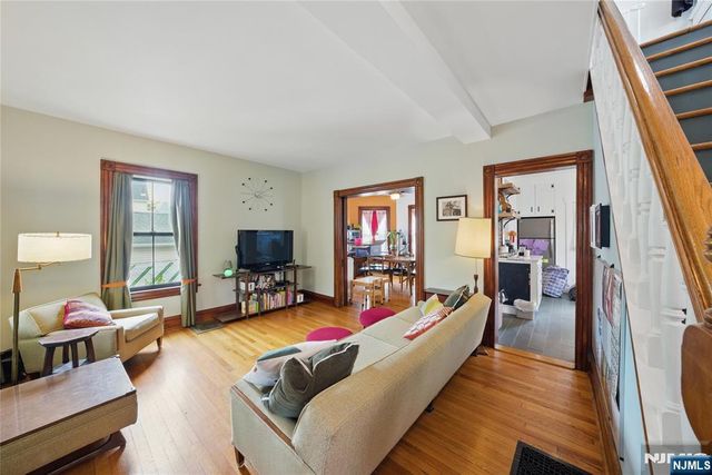 51 Maple Street, Rutherford, NJ 07070