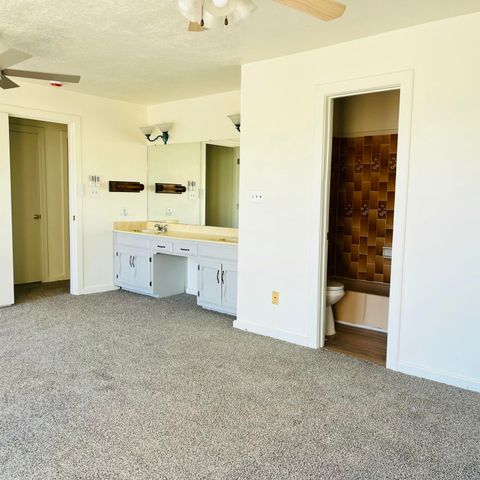 3009 Estrella Brillante Street NW, Albuquerque, NM 87120