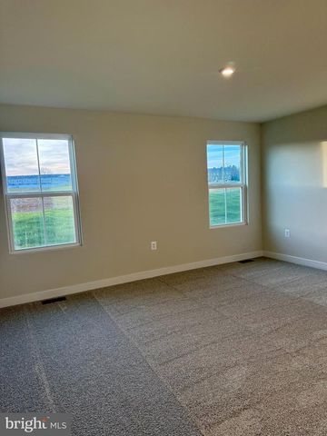 225 CARACAS BLVD, Martinsburg, WV 25403