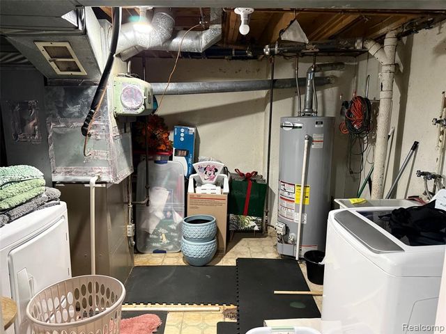 24116 Quad Park Lane 4, Clinton Township, MI 48035